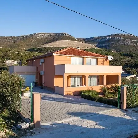 Family Friendly House With A Swimming Pool Kastel Stafilic, Kastela - 20244 Kaštel Stari