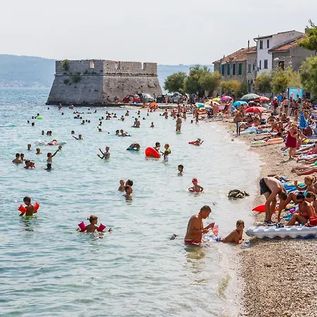 بيت للعطل Family Friendly House With A Swimming Pool Kastel Stafilic, Kastela - 20244 Kaštel Stari